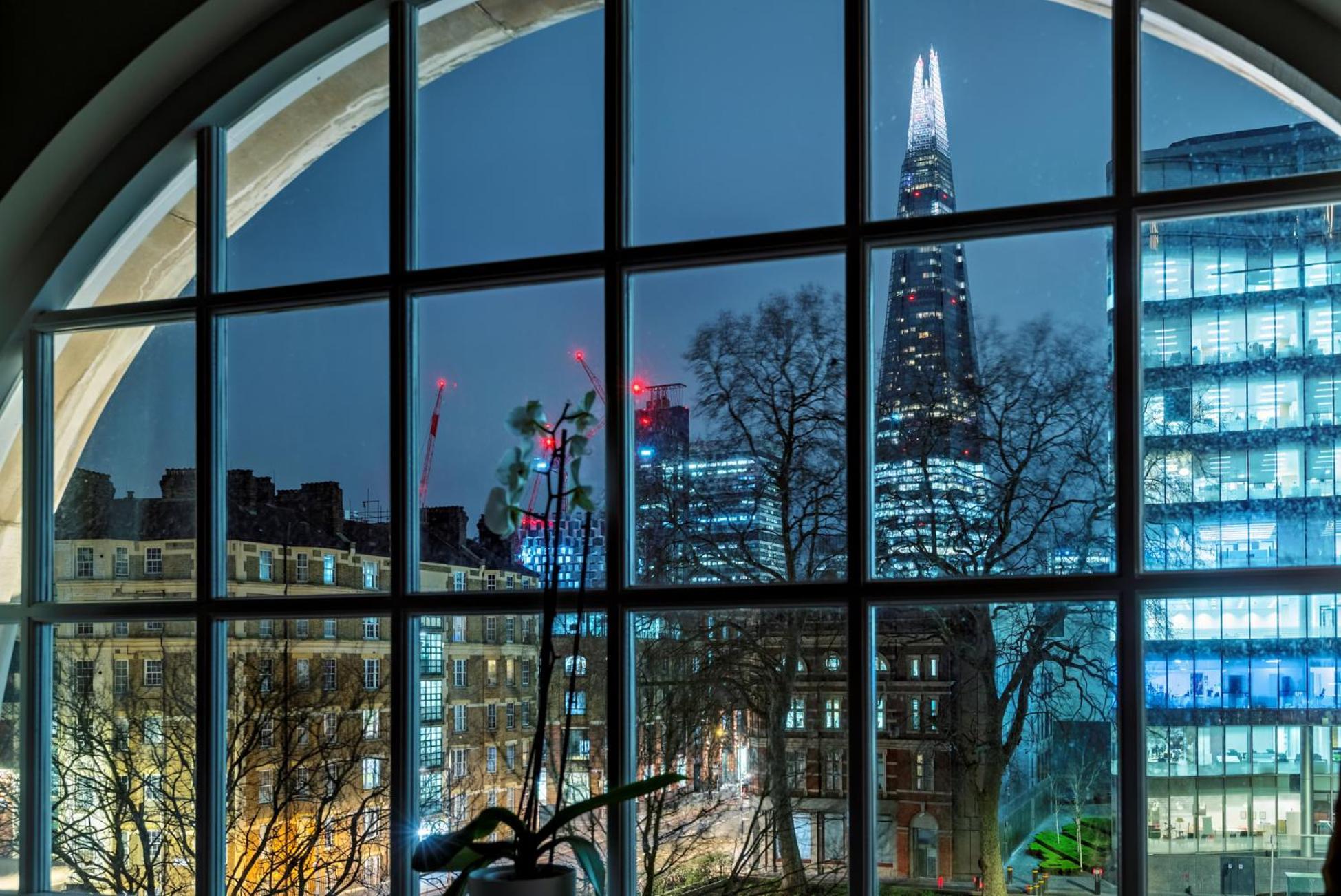 فندق ذا لاليت لندن المظهر الخارجي الصورة The Shard, London