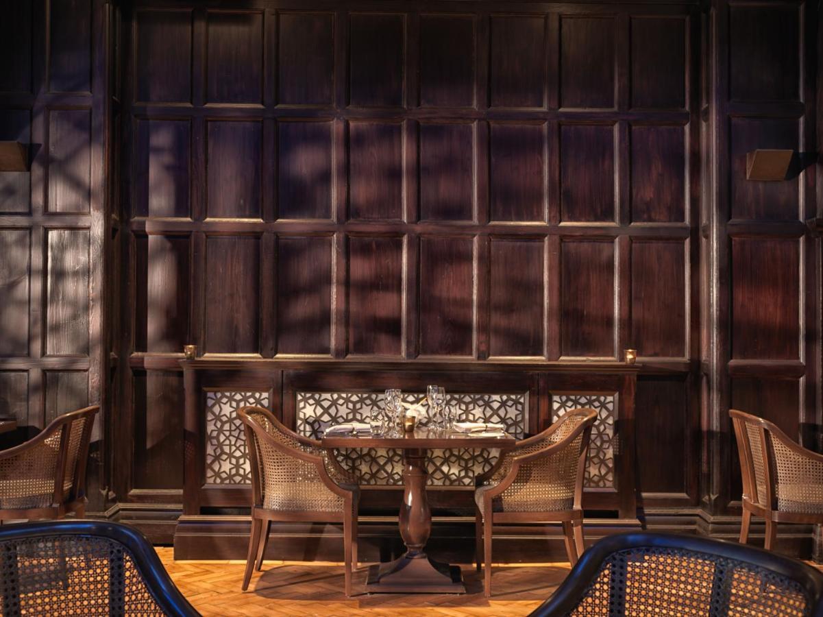 فندق ذا لاليت لندن المظهر الخارجي الصورة The interior of the restaurant